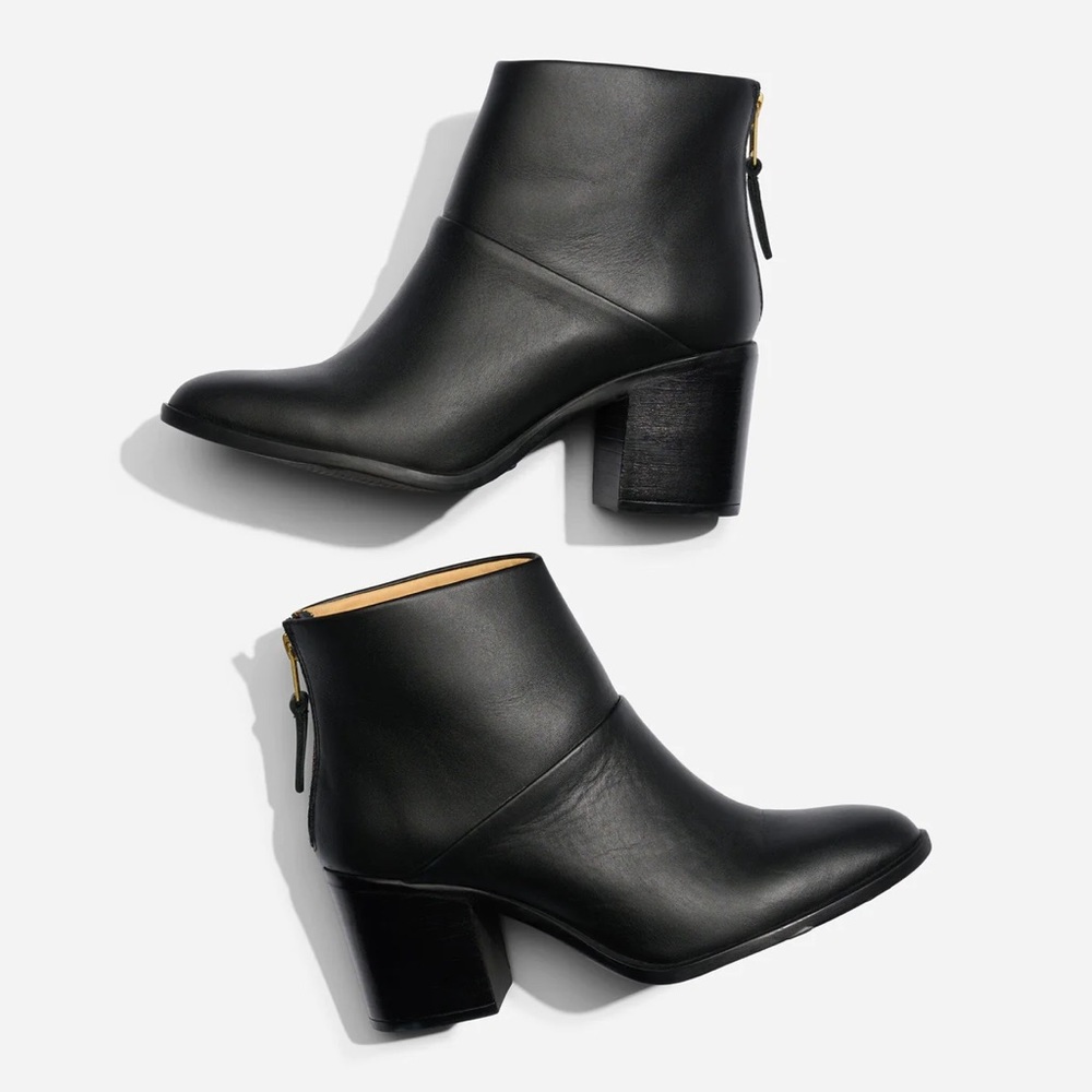NWT Black Nisolo Heeled Boot Size 8